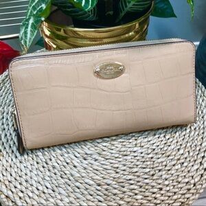 Vintage Leather Coach Wrap Around Zipper Wallet